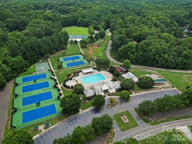 120 Silver Lake Trail, Mooresville, NC 28117