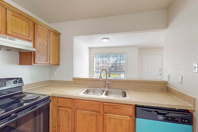 404 Truman Street, Arlington, TX 76011