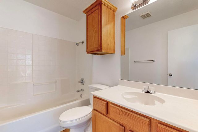 404 Truman Street, Arlington, TX 76011