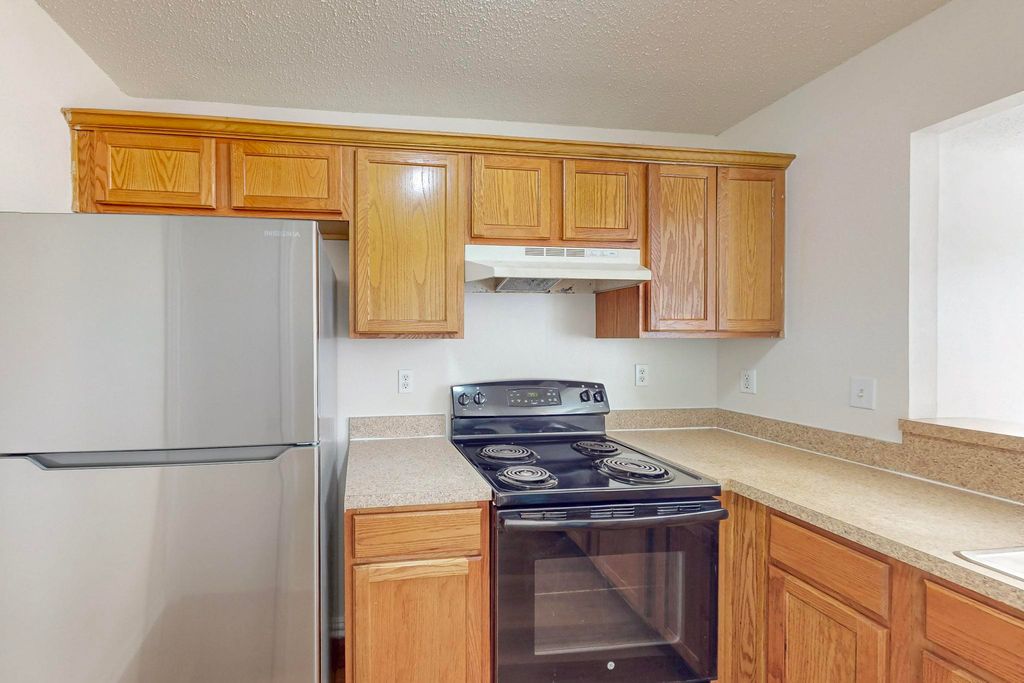 404 Truman Street, Arlington, TX 76011