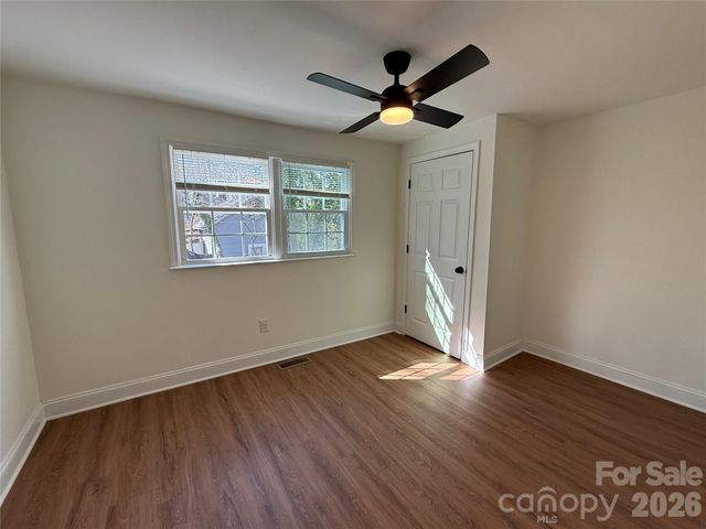 321 S Weldon Street, Gastonia, NC 28052