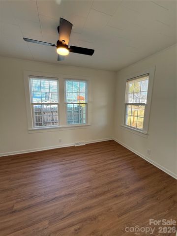 321 S Weldon Street, Gastonia, NC 28052