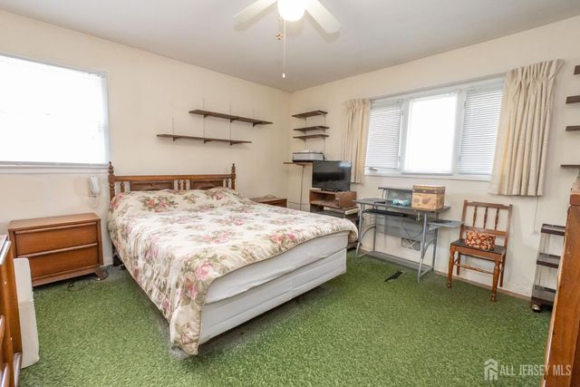 95 Jeffery Road, Colonia, NJ 07067