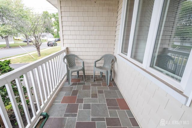 95 Jeffery Road, Colonia, NJ 07067