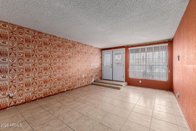 7708 W FLOWER Street, Phoenix, AZ 85033