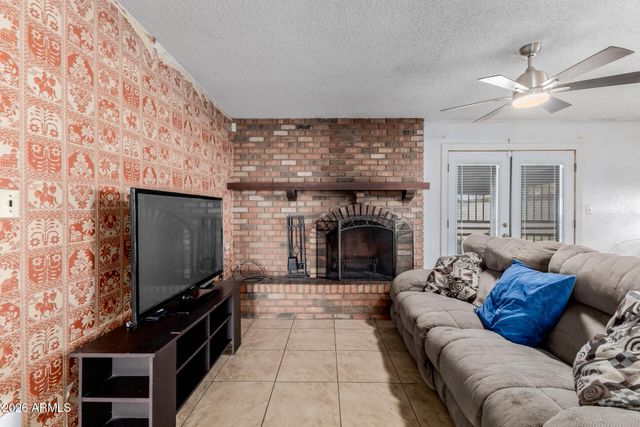 7708 W FLOWER Street, Phoenix, AZ 85033