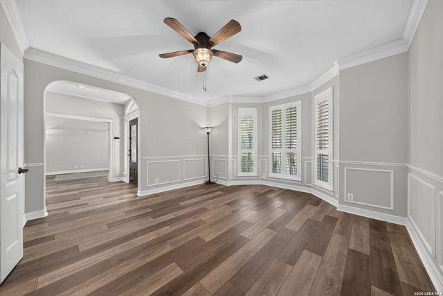 419 HIGHLAND HL, San Antonio, TX 78260