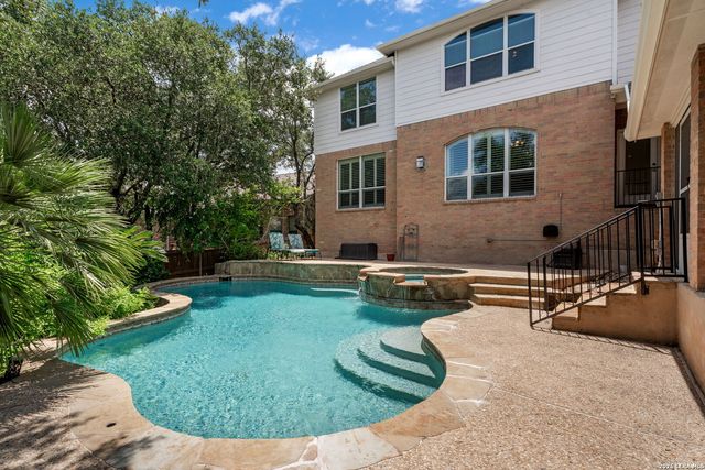 419 HIGHLAND HL, San Antonio, TX 78260