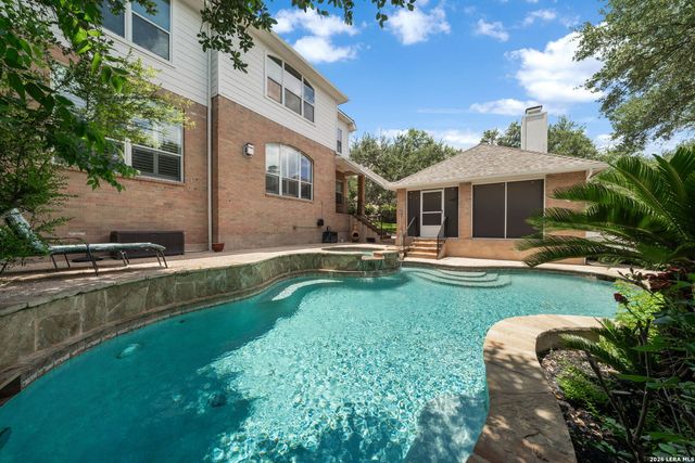 419 HIGHLAND HL, San Antonio, TX 78260