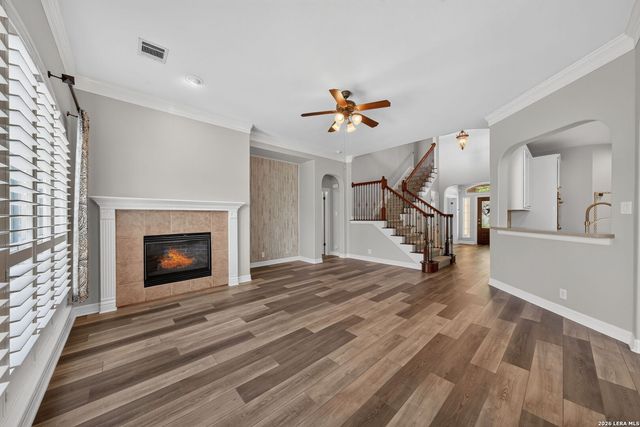 419 HIGHLAND HL, San Antonio, TX 78260