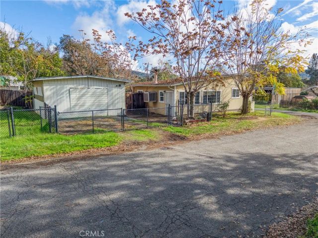 70 Shaul Street, Clearlake Oaks, CA 95423