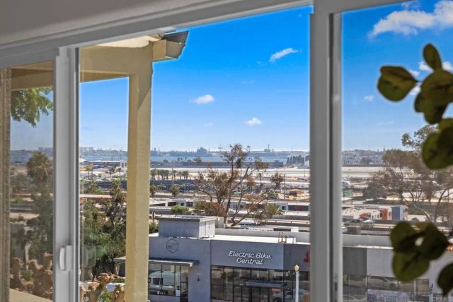 3911 California Street, San Diego, CA 92110