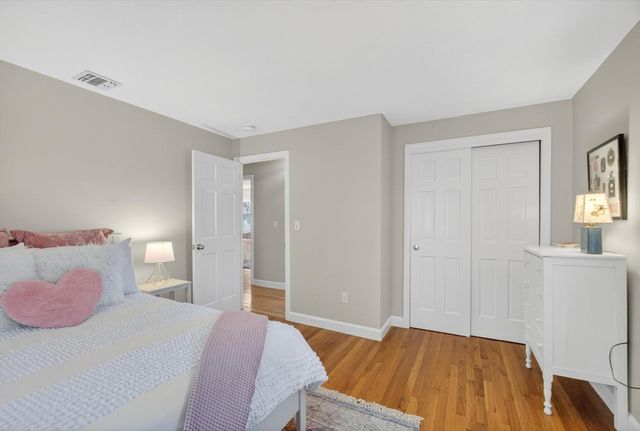 18 Bromfield Rd, Acton, MA 01720