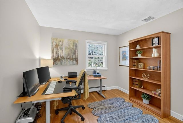 18 Bromfield Rd, Acton, MA 01720