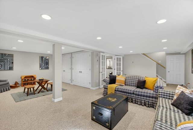 18 Bromfield Rd, Acton, MA 01720