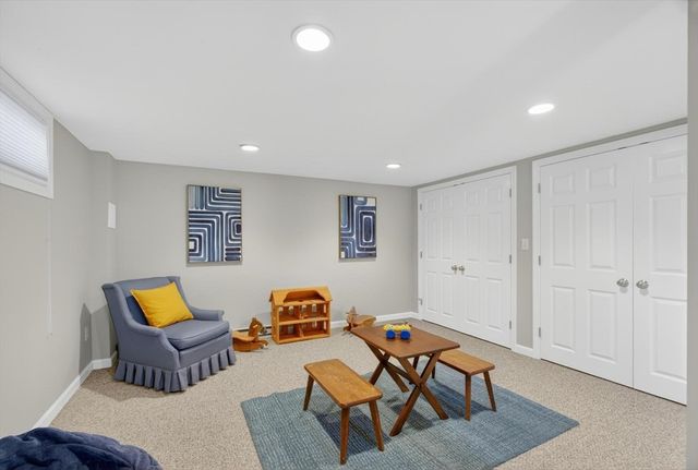 18 Bromfield Rd, Acton, MA 01720