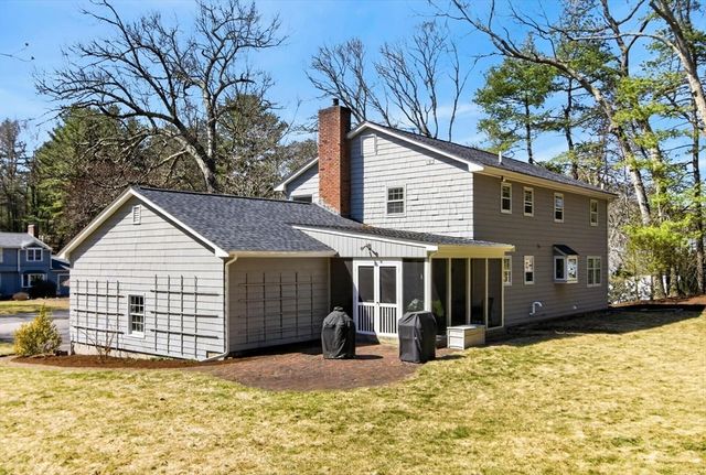 18 Bromfield Rd, Acton, MA 01720
