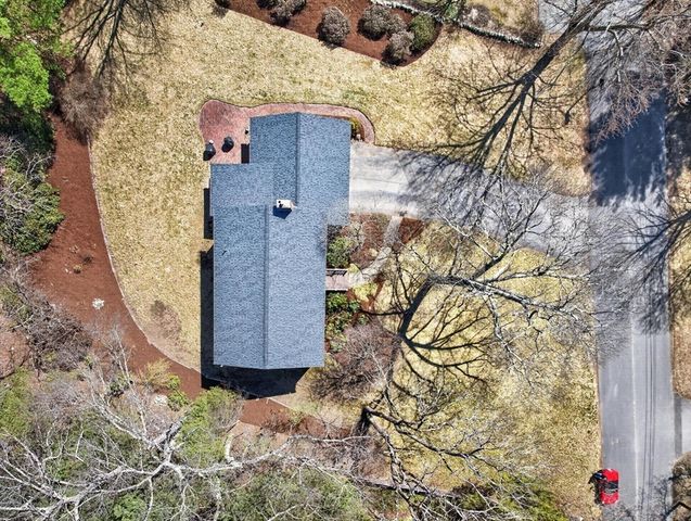 18 Bromfield Rd, Acton, MA 01720