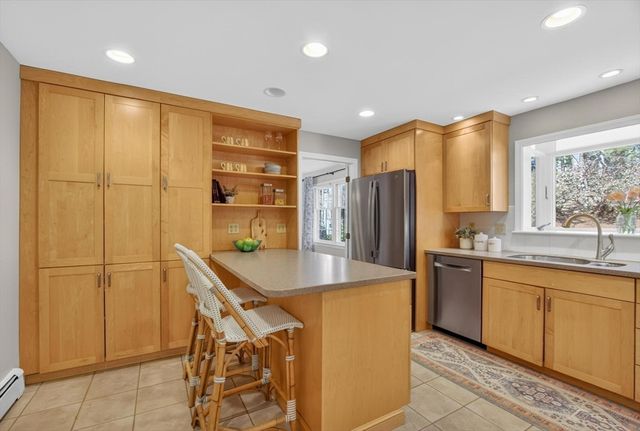 18 Bromfield Rd, Acton, MA 01720