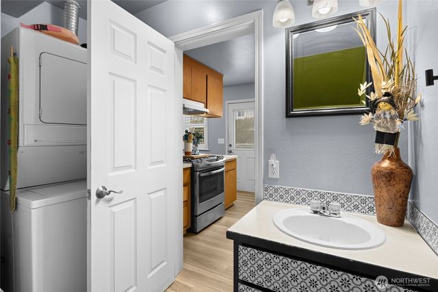 10904 62nd Street E, Puyallup, WA 98372