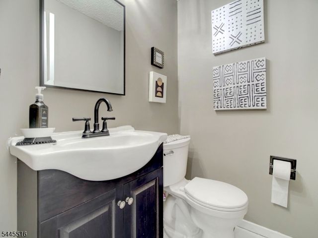 71 Ridge St, City Of Orange Twp., NJ 07050