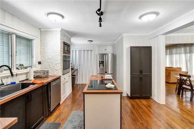5 N OAK Street, Williamston, SC 29697