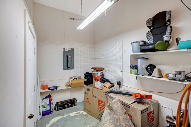 5 N OAK Street, Williamston, SC 29697