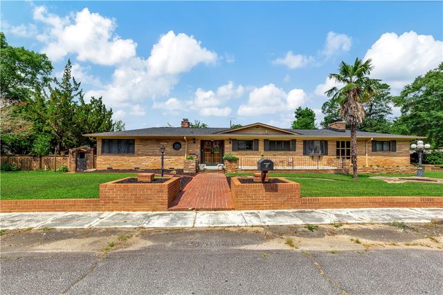 5 N OAK Street, Williamston, SC 29697
