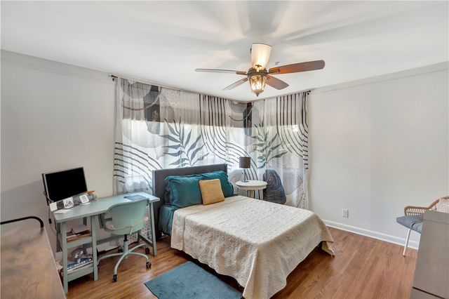 5 N OAK Street, Williamston, SC 29697