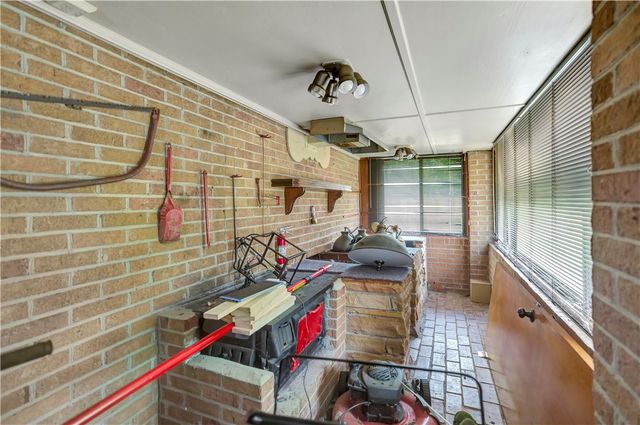 5 N OAK Street, Williamston, SC 29697