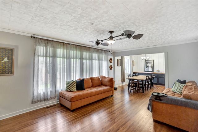 5 N OAK Street, Williamston, SC 29697
