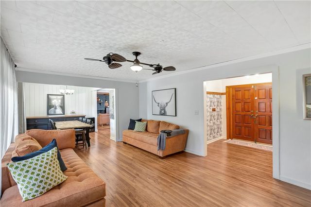 5 N OAK Street, Williamston, SC 29697