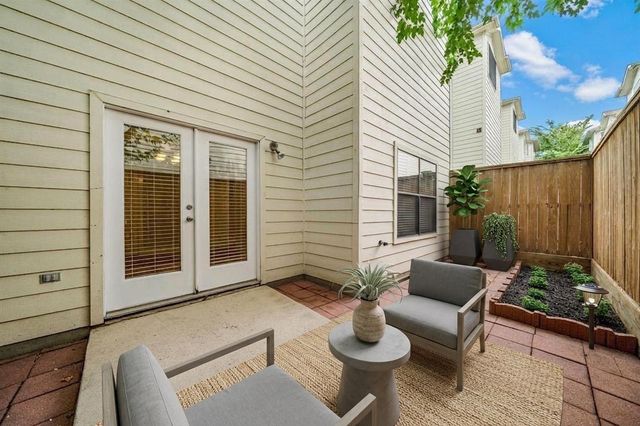 8676 Meadowcroft Drive, Houston, TX 77063