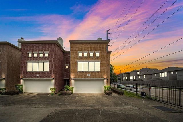 8676 Meadowcroft Drive, Houston, TX 77063