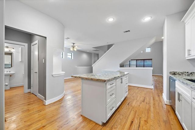 8676 Meadowcroft Drive, Houston, TX 77063