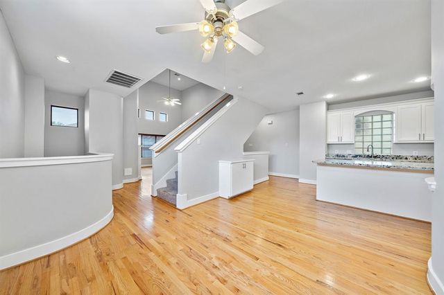 8676 Meadowcroft Drive, Houston, TX 77063