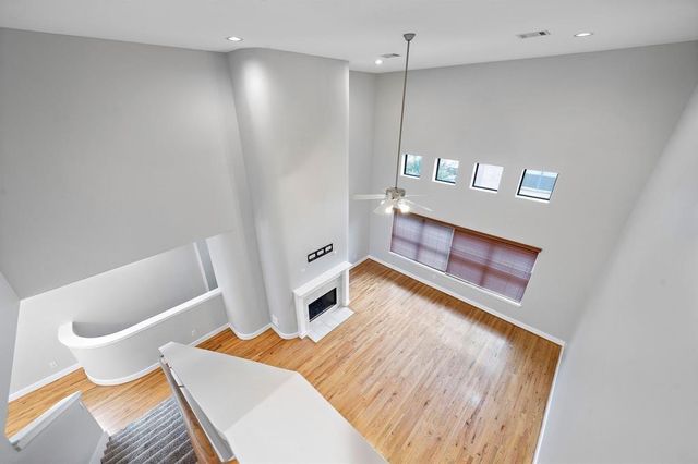 8676 Meadowcroft Drive, Houston, TX 77063