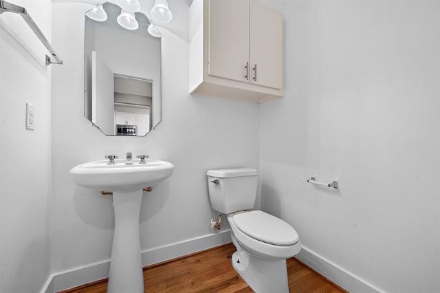 8676 Meadowcroft Drive, Houston, TX 77063