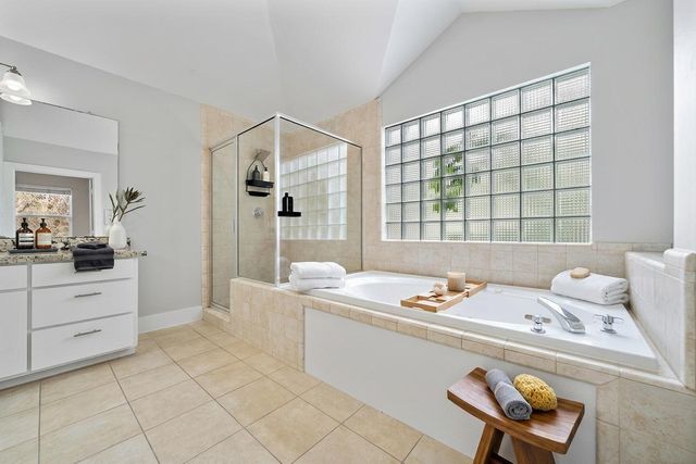 8676 Meadowcroft Drive, Houston, TX 77063