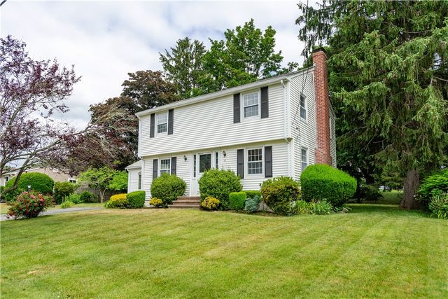 69 Douglas Road, Warwick, RI 02886