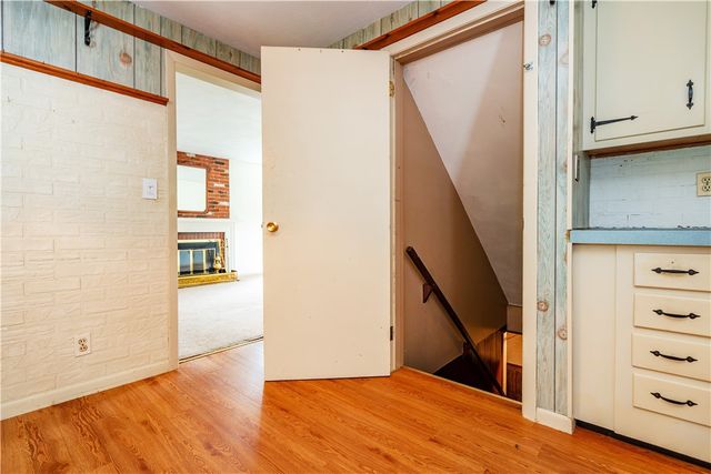 69 Douglas Road, Warwick, RI 02886