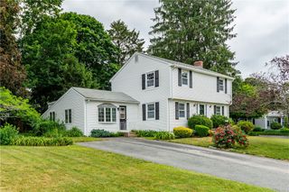 69 Douglas Road, Warwick, RI 02886
