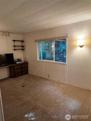 14644 Peacock Hill Road SE, Olalla, WA 98359