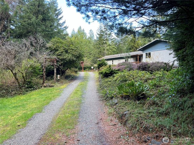 14644 Peacock Hill Road SE, Olalla, WA 98359