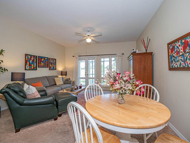 5060 HARMONY Circle 105, Vero Beach, FL 32967