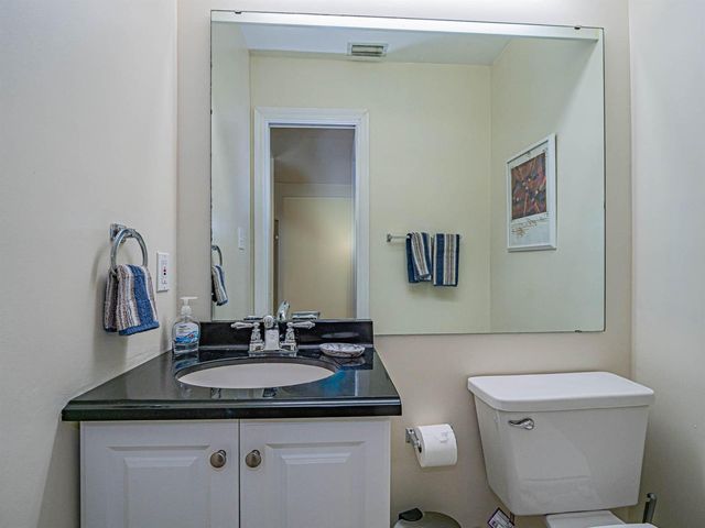 5060 HARMONY Circle 105, Vero Beach, FL 32967
