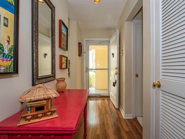 5060 HARMONY Circle 105, Vero Beach, FL 32967