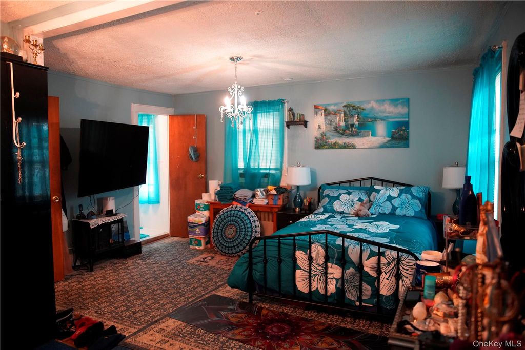 881 Lorenz Avenue, Baldwin, NY 11510 — photo 4