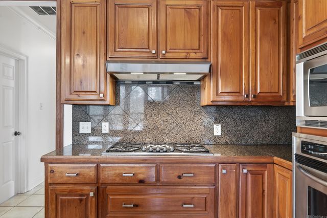 36114 Bluff Oaks Ave, Prairieville, LA 70769