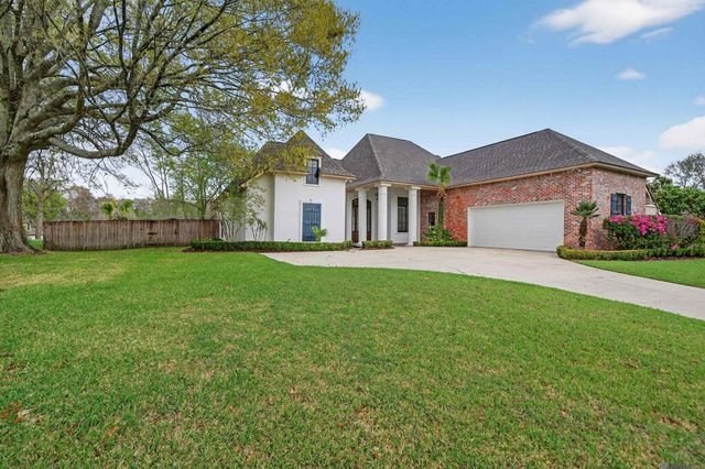 36114 Bluff Oaks Ave, Prairieville, LA 70769